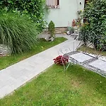 Rohonci Vendégház 3*