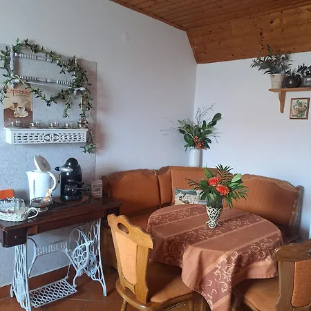 Rohonci Vendeghaz بيت ضيافة